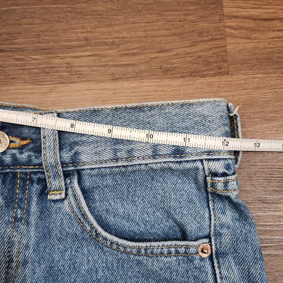 LEVI"S Jean Cut Off Shorts‎ 25 Blue Mid Wash Denim Minimalist Retro Casual - Picture 6 of 8